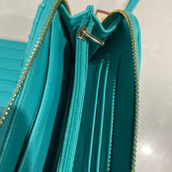 MERONA NEW NWT WALLET BLUE WOMENS SUMMER WRISTLET CASUAL SIZE 7” x 4 “ H x 1” W - Picture 6 of 6